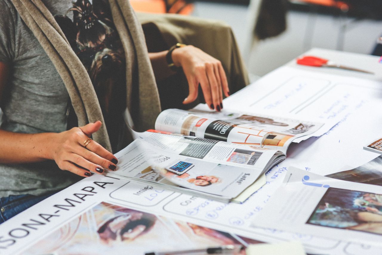 Press kit de moda: qué incluir y cómo prepararlo | ESUE